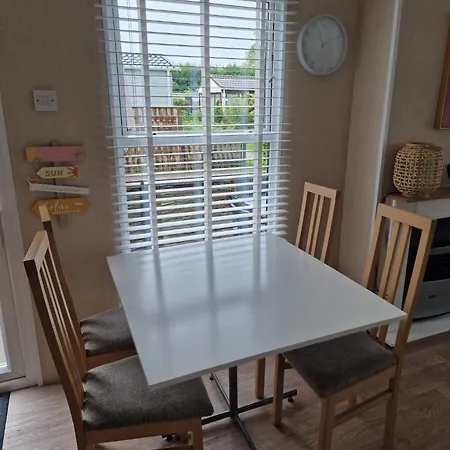 Chalet 4 Persoons Stacaravan Op Camping De Bongerd Tuitjenhorn