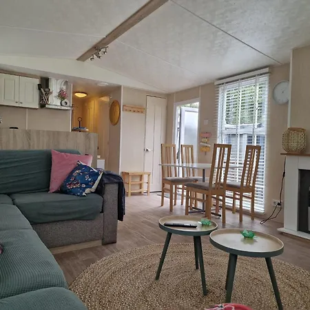 4 Persoons Stacaravan Op Camping De Bongerd Chalet Tuitjenhorn