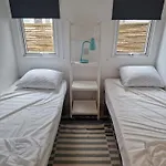 4 Persoons Stacaravan Op Camping De Bongerd *